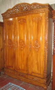 lemari pakain rahwana