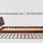 Tempat-tidur-minimalis-kaki-besi-samping